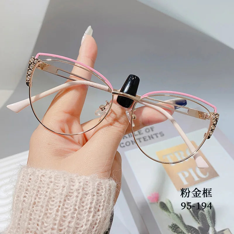 Retro Trend Metal Anti Blue Light Glasses Frame Fashion Personalized Glasses for Men and Women