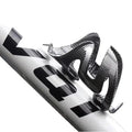 RTS Plastic Bicycle Water Bottle Holder Hot Sale Bike Carbon Fiber Texture Bottle Cage Bike Kettle Stand
