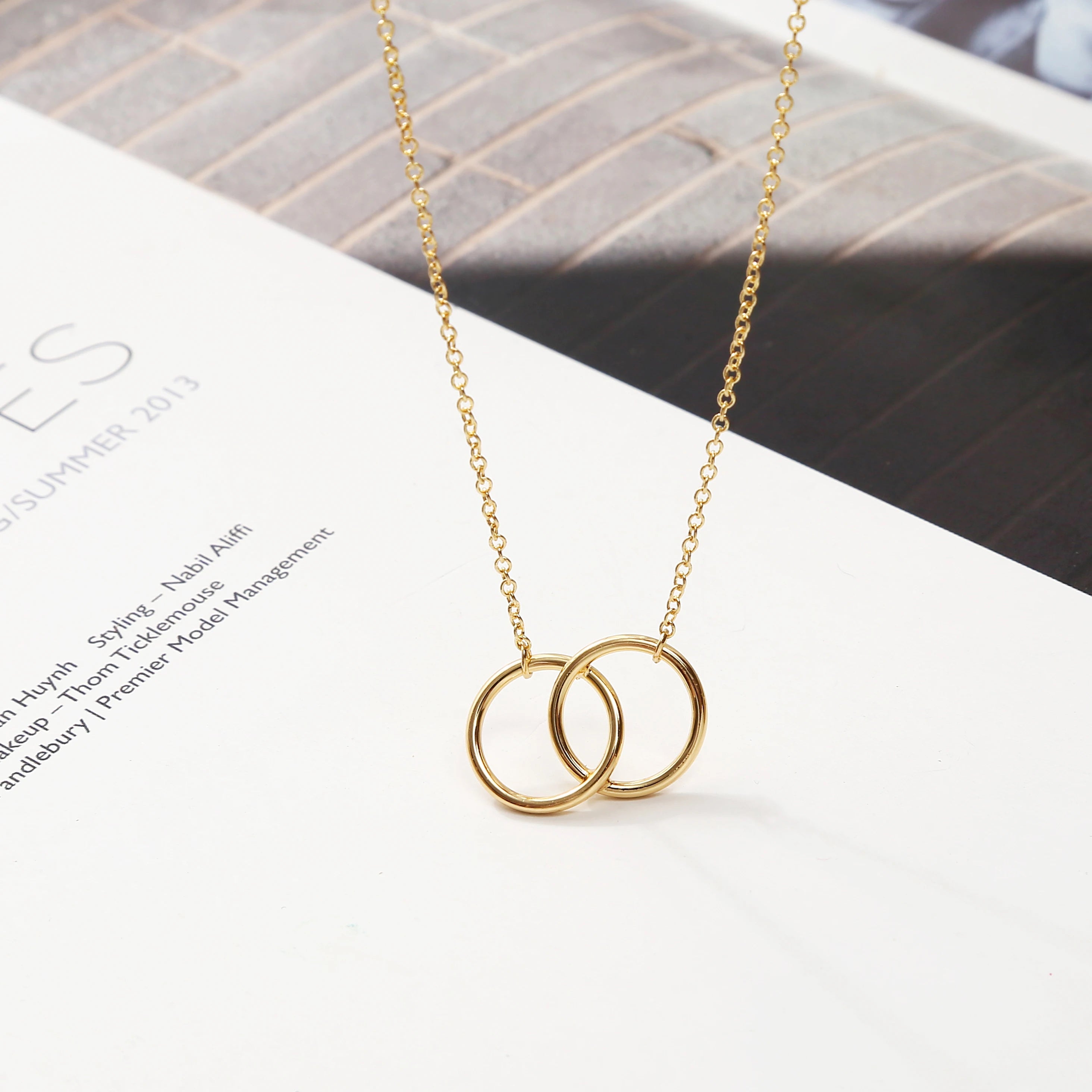 Double Circle Simple Geometric Necklace Gold Silver Double Ring Alloy Pendant Stainless Steel Ladies Jewelry Gift