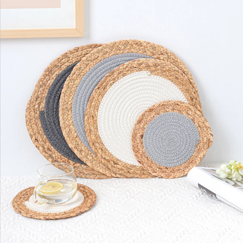 2022 Japanese New White Black Grey Bohemian Style Eco-Friendly Round Handmade Grass Weaving Table Mat Coaster 18-36cm Cathylin