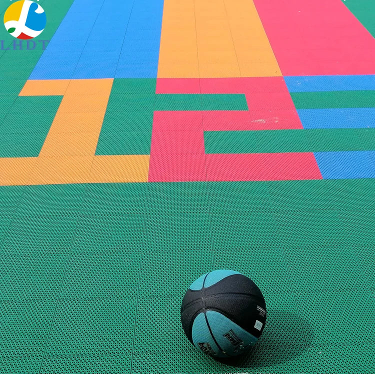 Brand New Linghan Sports Decking Outdoor Green Carpet Anti-Slip PP Suspended Tiles DIY Installation Graphic Design Solution