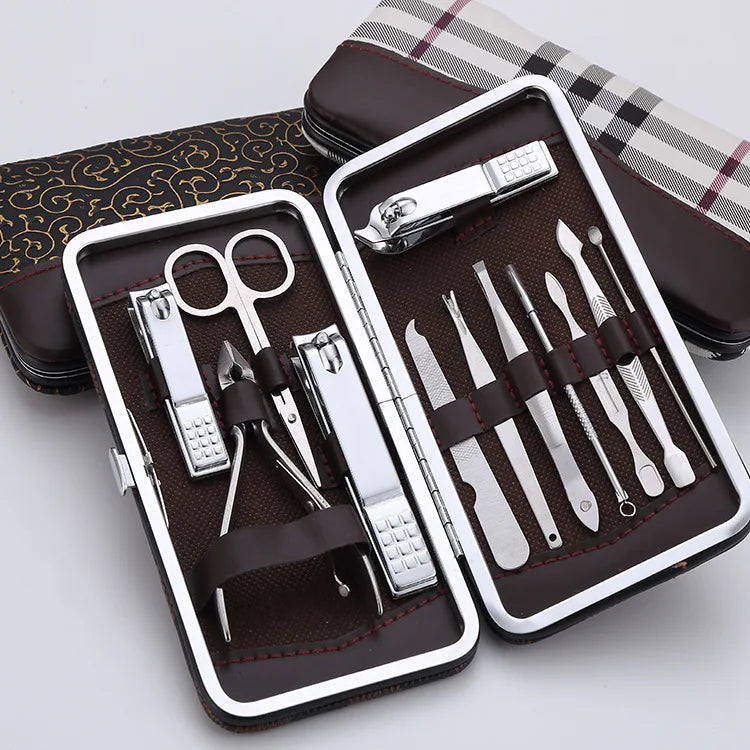 Gmagic 19pcs Professional Multifunctional Nail Clipper Kits Portable Manicure Pedicure Tool Nail Cutter Set with PU Bag
