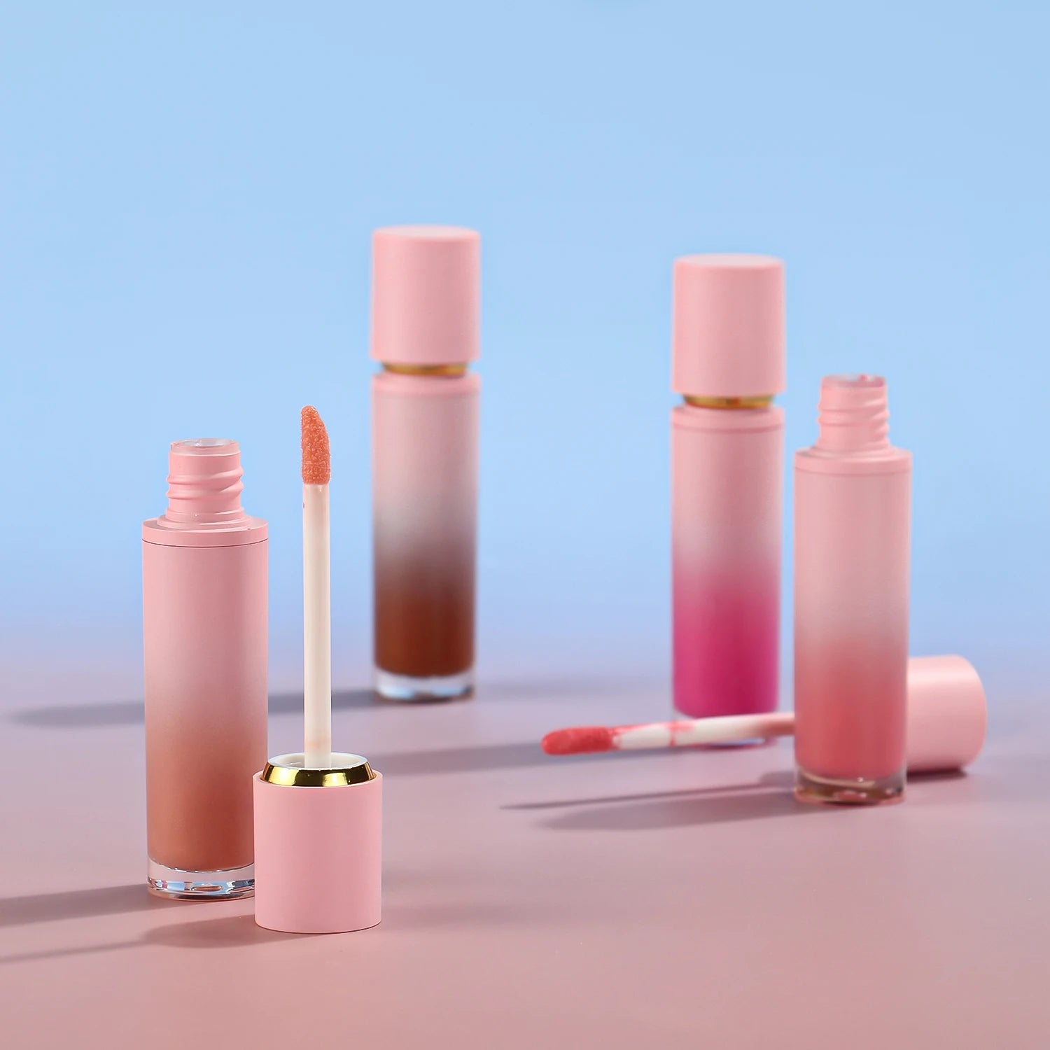 Round Pink Lipgloss Print Your Logo Vegan Glossy OEM Matte Finish Liquid Lipstick Empty Lip Gloss 6ml Containers