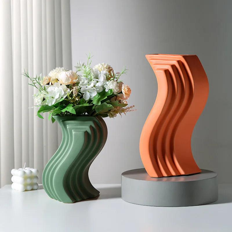 Nordic Style Modern Geometric S-shaped Architectural Modeling Ceramic Vase Decoration