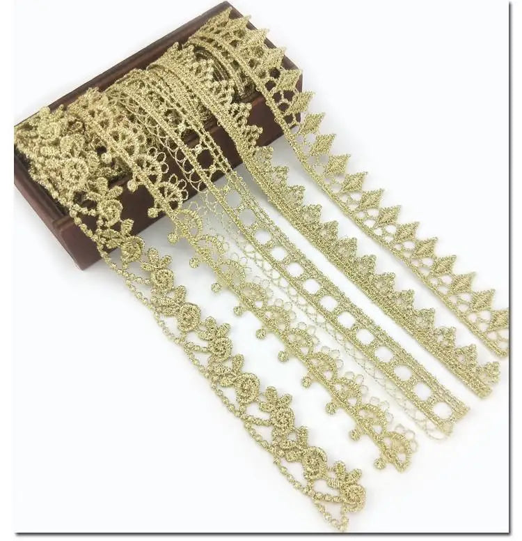 A Wholesale 17mm Guipure Gold Embroidery Wave Lace Trim High Quality French Ribbon Wedding Dresses Garments Accessories XYJB01