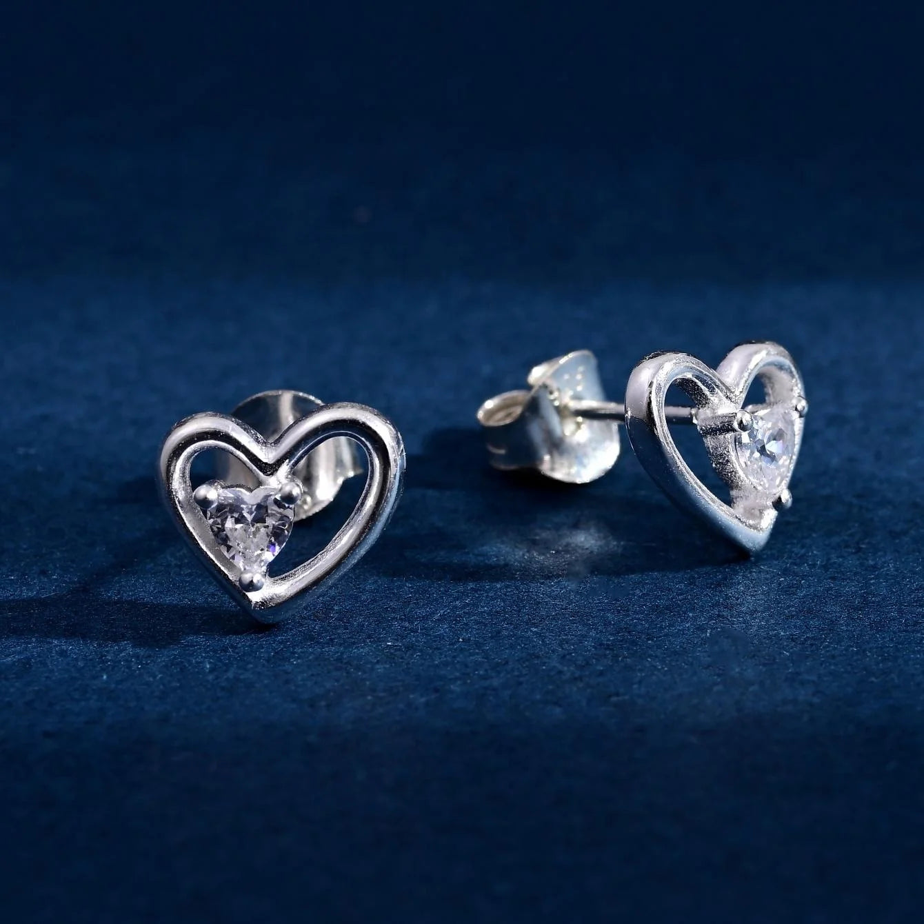 Wholesale Earrings Jewelry Rhodium Plated Cubic Zirconia Love Heart Stud Earring 925 Sterling Silver Fine Jewelry Earrings