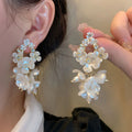 Stylish Simple White Small Flower Pearl Earrings Summer Women Jewelry Korean Flower Earrings Bijoux