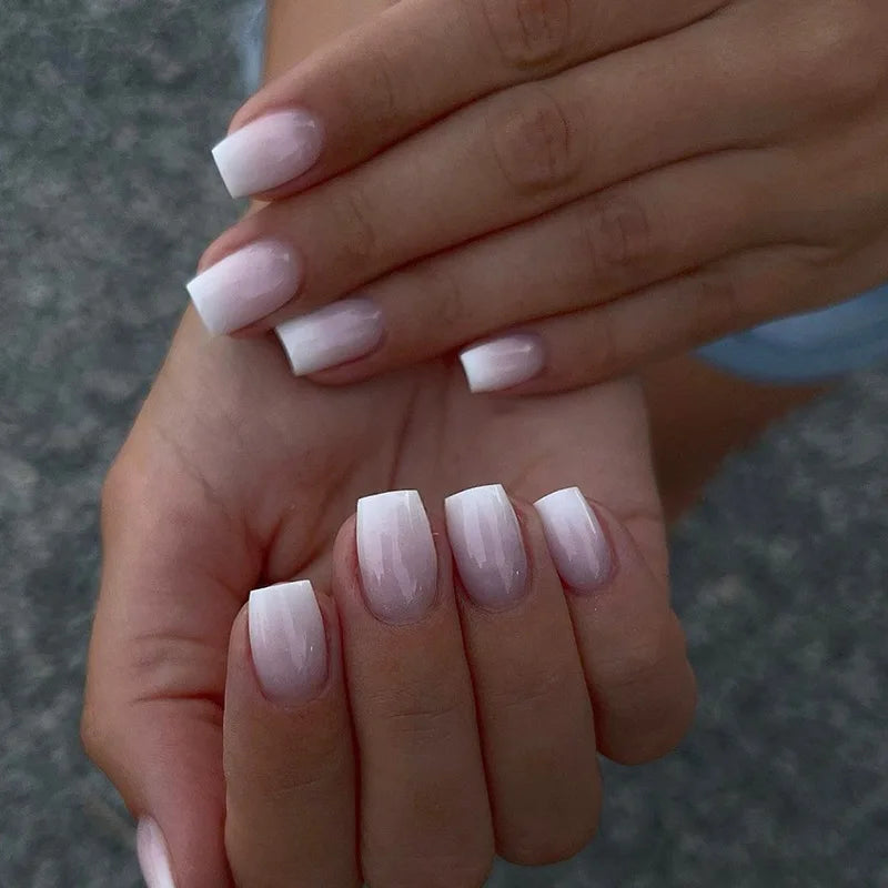 Wholesale Gradient Pink White 12Sizes Fake Nails Press on for Girl With Glue