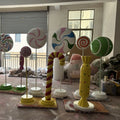 Support OEM ODM Christmas Fiberglass Candy Sculpture Resin Lollipop Statues for Window Display