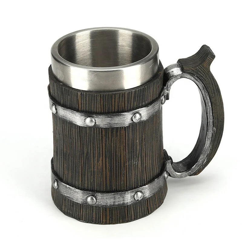 Factory American Style 600ml Retro Handmade Wooden Beer Mug with Oak Carving for Party