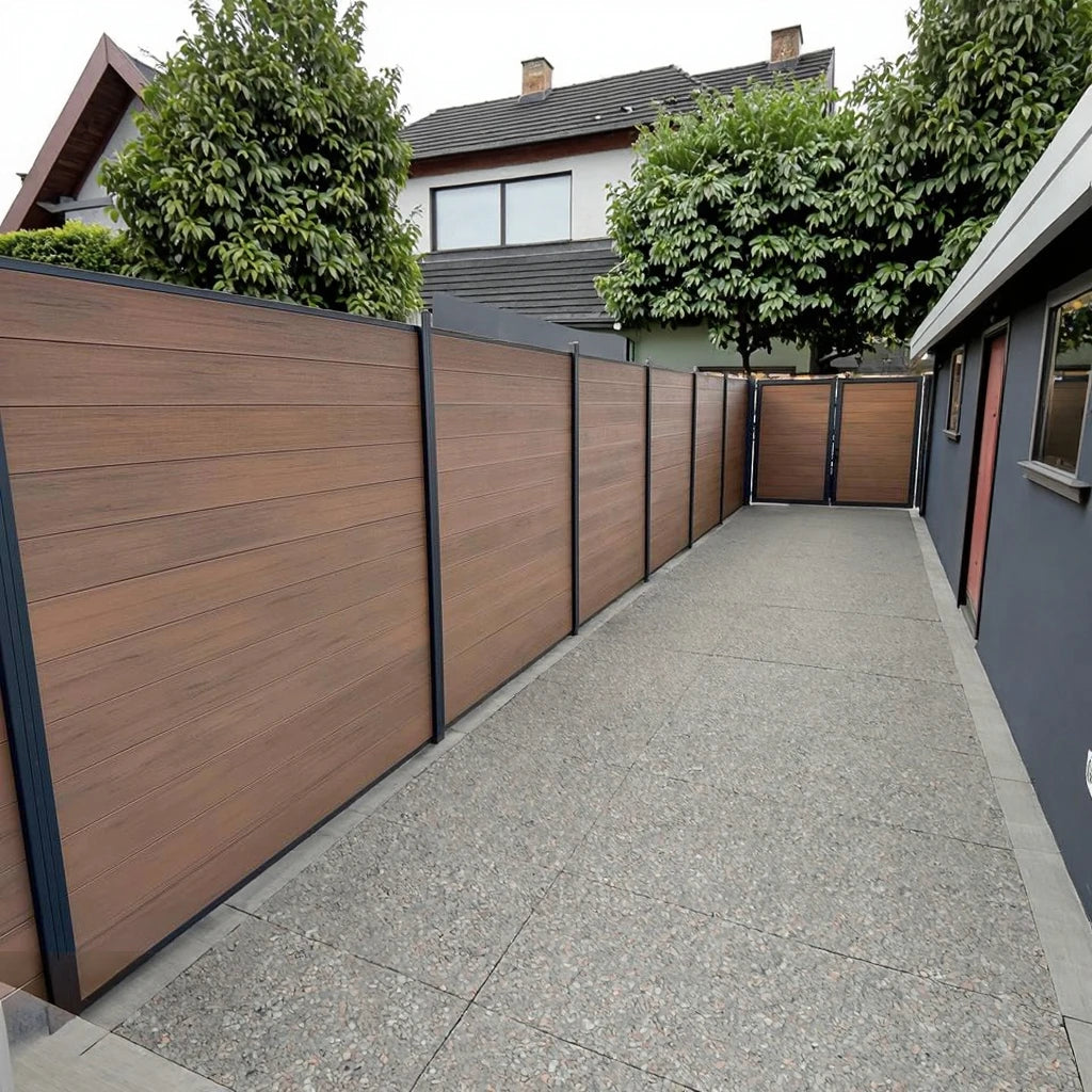 New Outdoor Garden Fence Wood Plastic Composite WPC Panels Coated Security Post & Door Boards for Construction Trellis Included