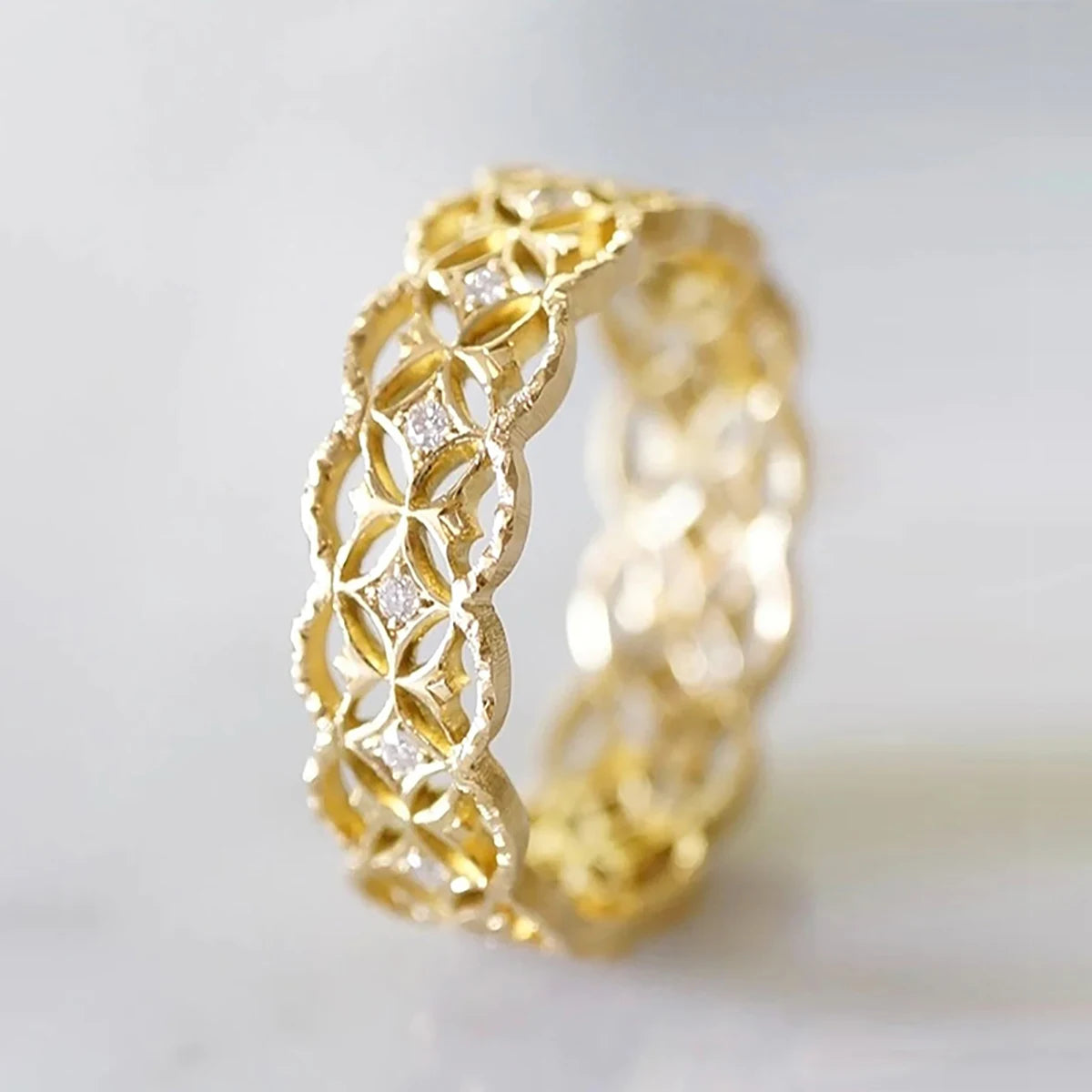 Huitan Vintage Geometric Flowers Pattern Design 3A Zircon Hollow Band Rings for Wedding Engagement Gold Plated Rings for Women