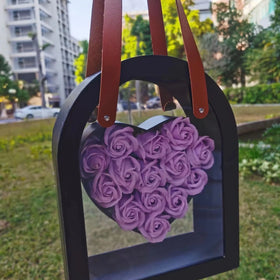 Luxury Creative Silk Satin Portable Preserved Flower Packaging Box Transparent PVC Bouquet Love Flower Box