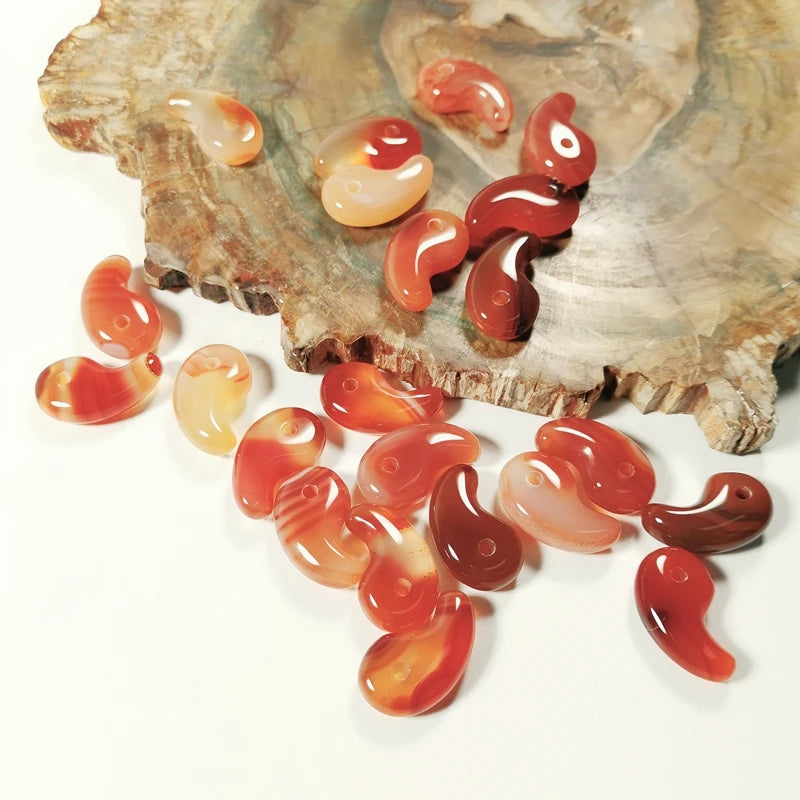 HZ Factory Directly Supply Hot Set Red Agate Necklace Jade Magatama Pendant