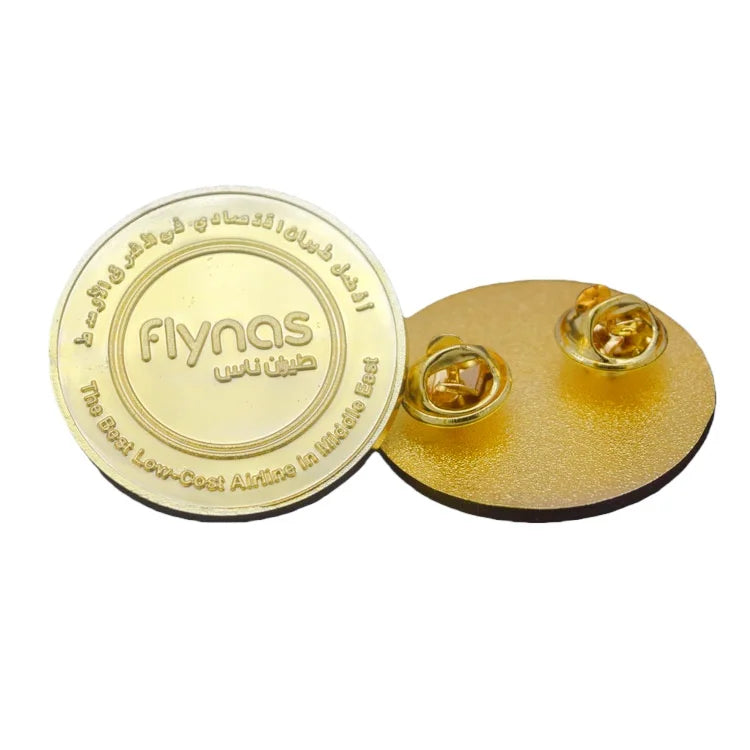 The Saudi Arabia Flynas Airline Pin Brooch Round Shiny Gold Pronoun Lapel Pin Manufacture