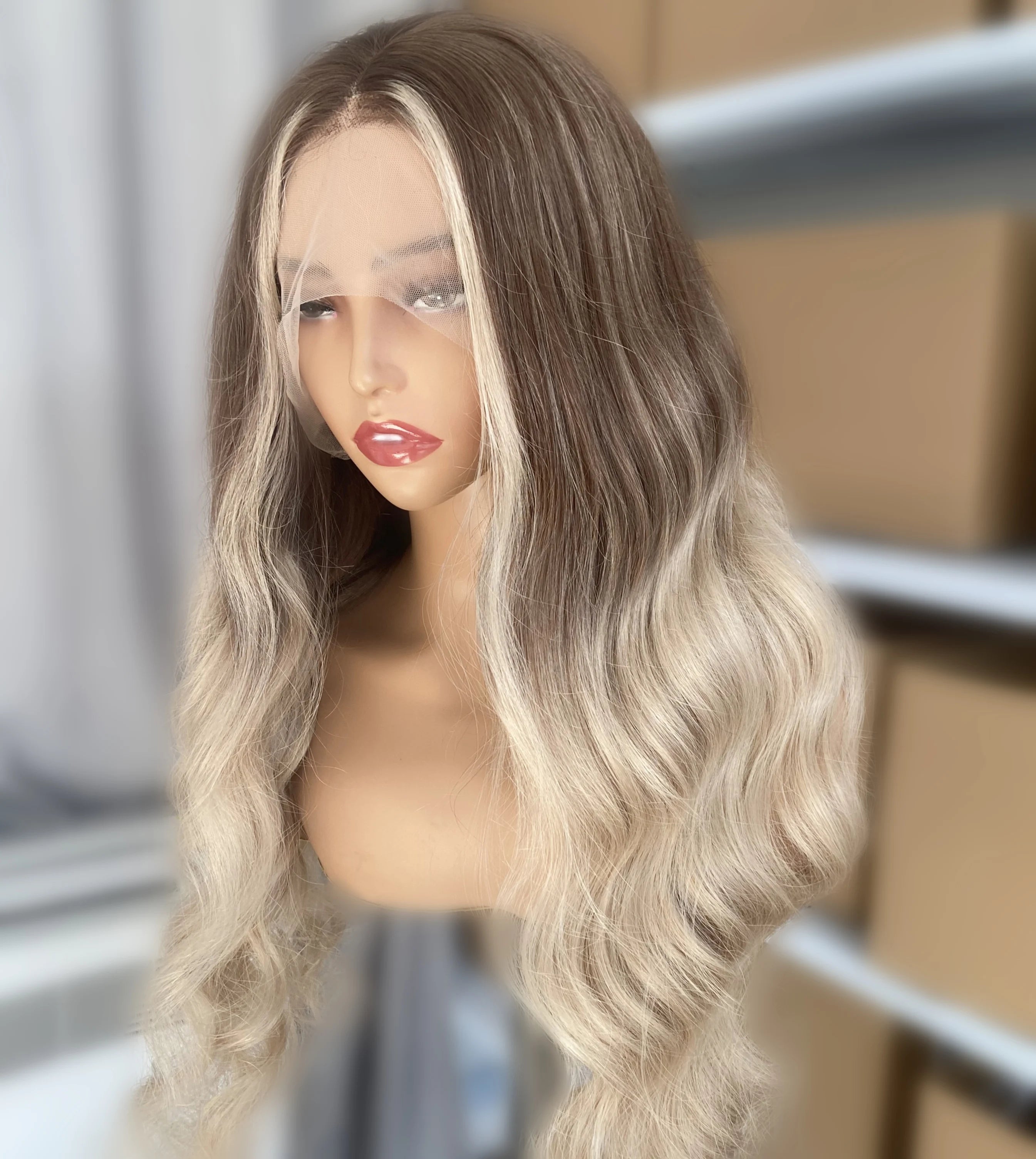 In Stock Lace Front Wig for White Women Natural Hairline Ombre Blonde Body Wave Virgin Human Hair Swiss Lace Front Wig