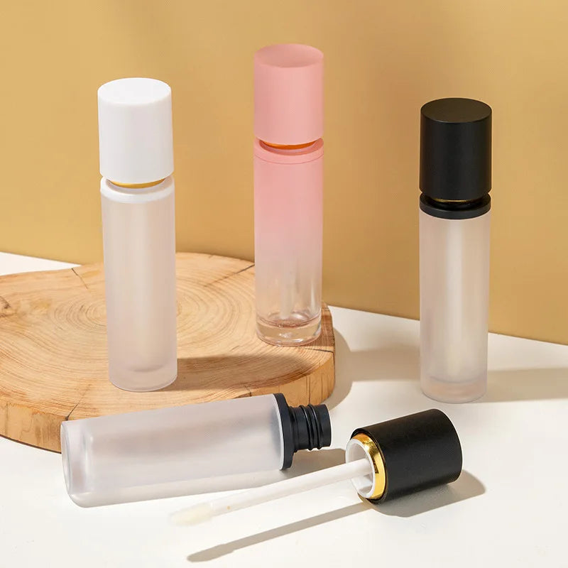 Manufacturer Direct Sales 8ml Frosted Lip Gloss Empty Tube Plastic Cosmetics Sub-Bottling Bottle DIY Lipstick Color Packaging