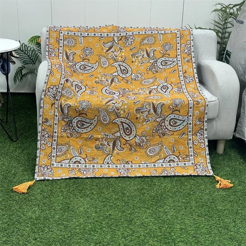 Low Moq Tapestry Woven Big Tassels Blanket Quick Customization 100%Cotton Bohemian Throw Blanket With Logo