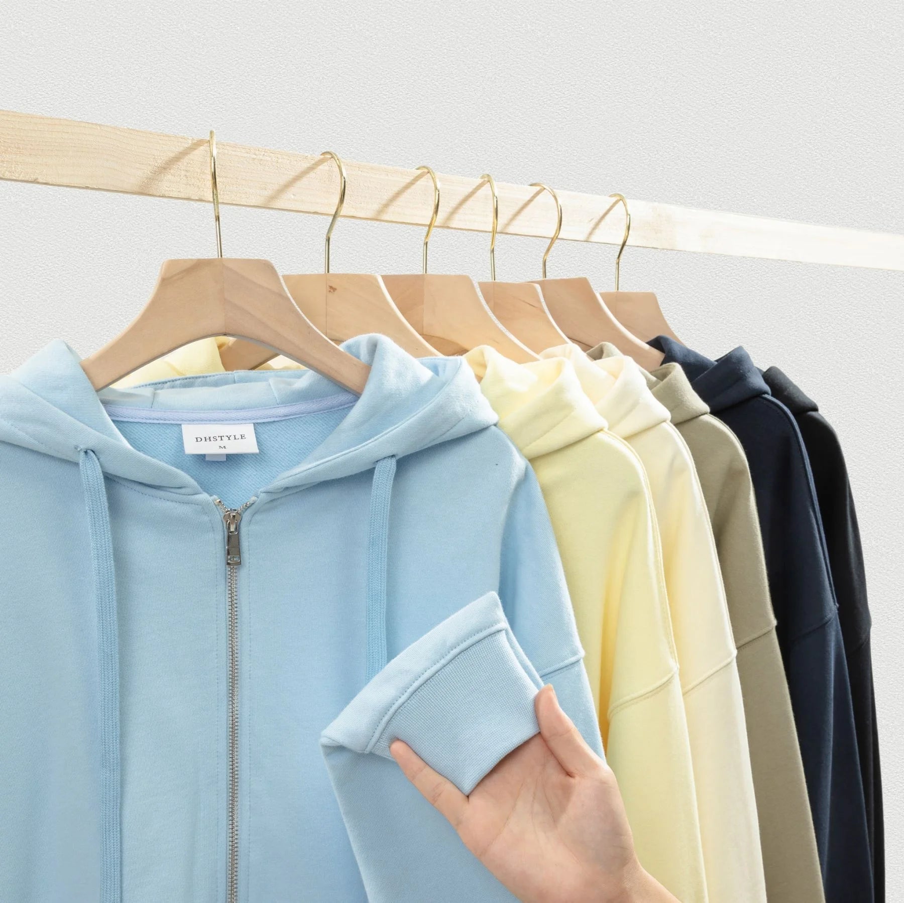 Factory Price Unisex Zippered Hoodie Jacket for Men Autumn and Winter Men's Blank Loose Sweatshirt with Zipper