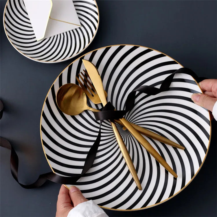 Best Selling Unique Design Western Restaurant Hotel Dinner Set Dinner Plate Set with Gold Rimmed