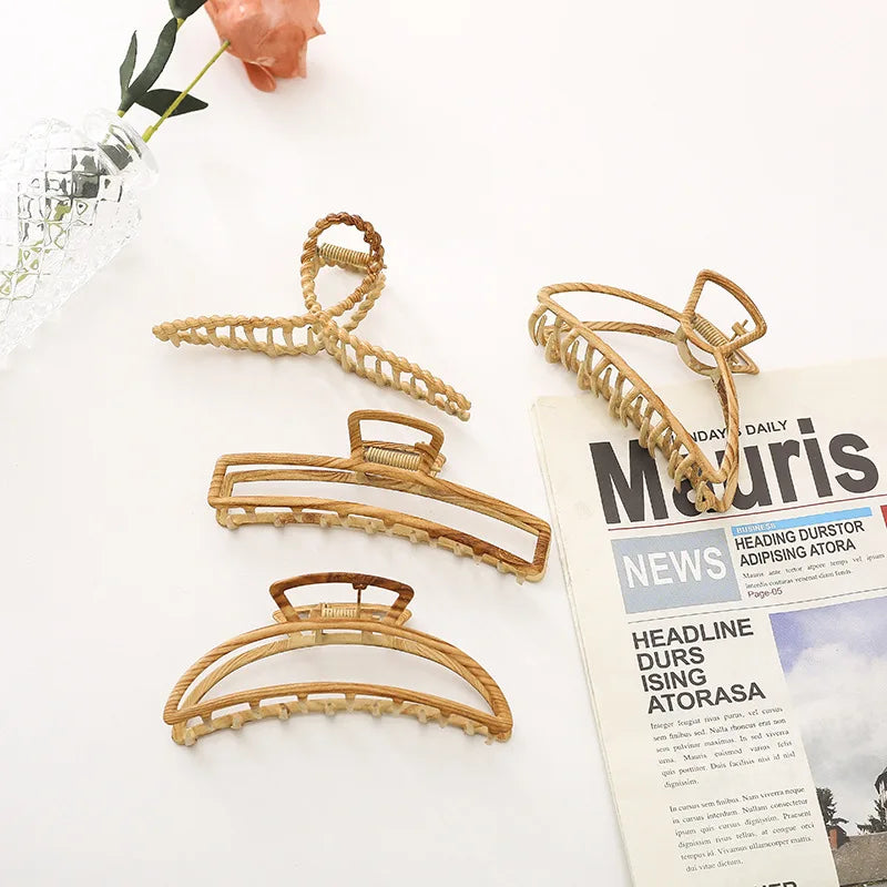 11.5cm Big Size Hair Claw Wholesale Korean Fashion Metal Geometric Wooden Hair Claw Clips for Woman Girls Thick Hair