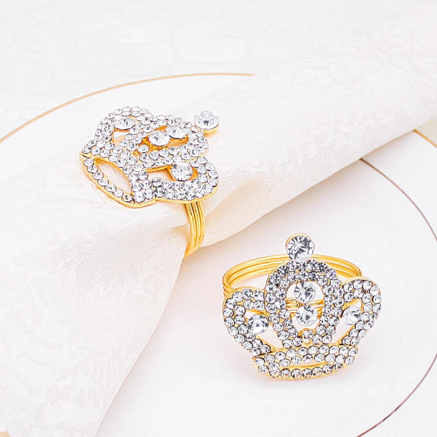 Luxury Vintage Crystal & Acrylic Rhinestone Napkin Holder & Rings Fashionable Table Accessories for Wedding Serviette Decoration