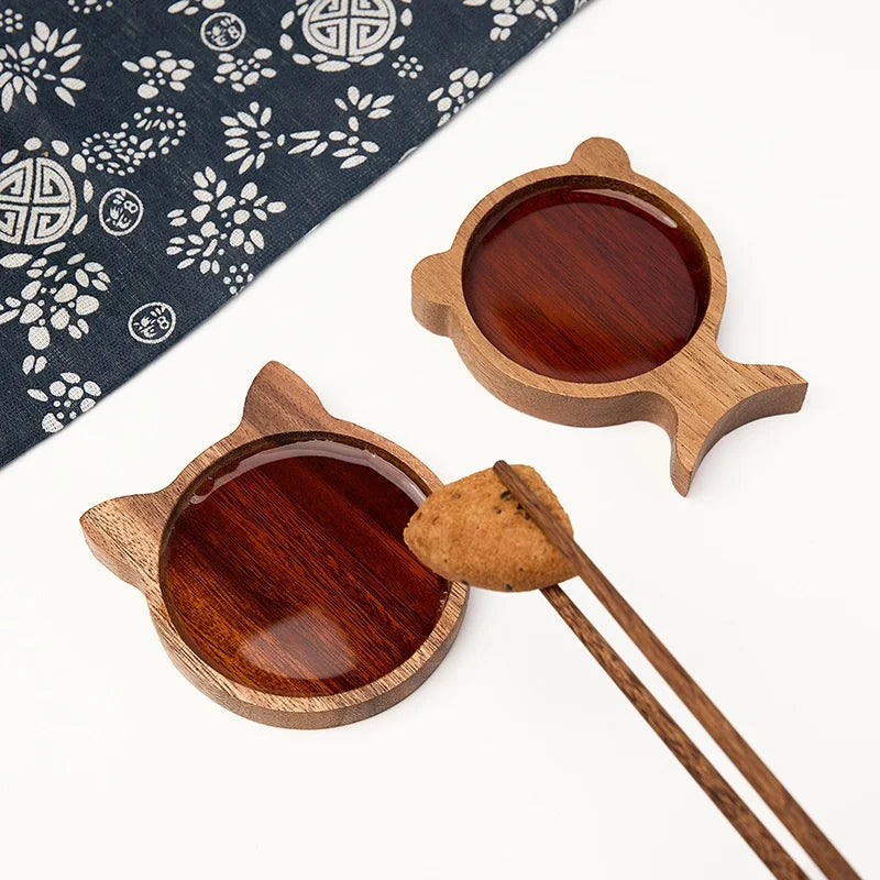 Modern Eco-Friendly Acacia Wood Three-Compartment Tray for Fish Tail and BBQ Seasoning Hot Pot Sushi Dipping Plate Dish