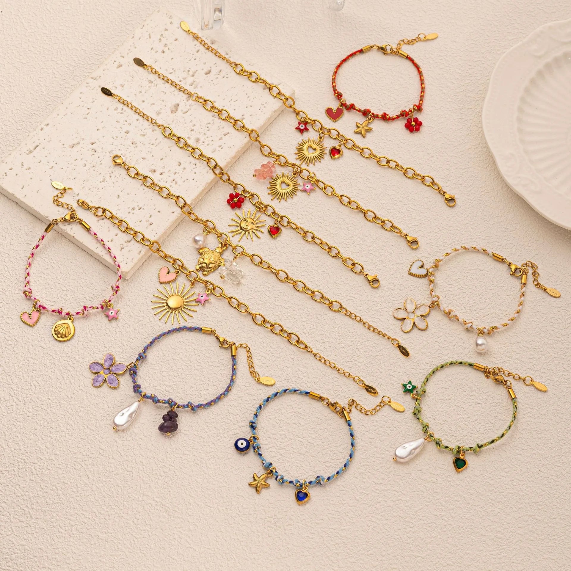 New Summer 18K Gold Plated Stainless Steel Statement Bracelets with Trendy Starfish Heart Pendant Ornament Ocean Series