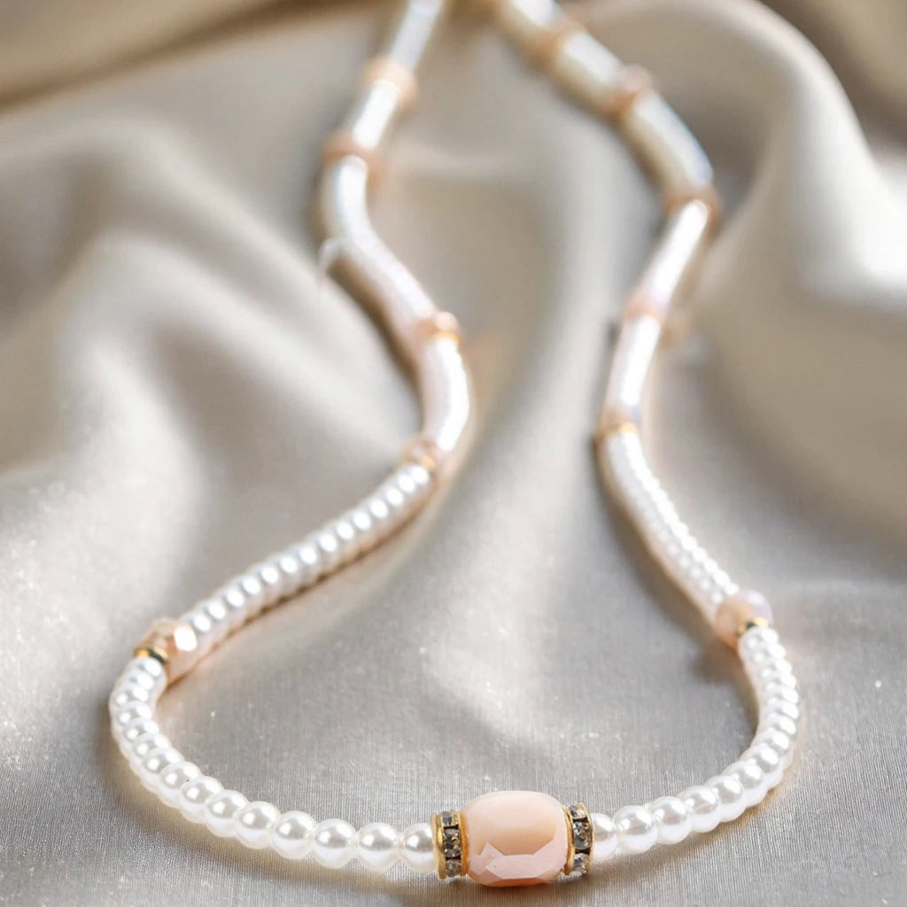 Wholesale Women's Pearl Necklace New Fashion Jewelry with White Pearls & Fine Chain  Elegant Gift