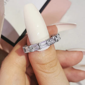 European and American Creative Leaf-shaped Zircon Ring - Party and Travel Women's Tail Ring