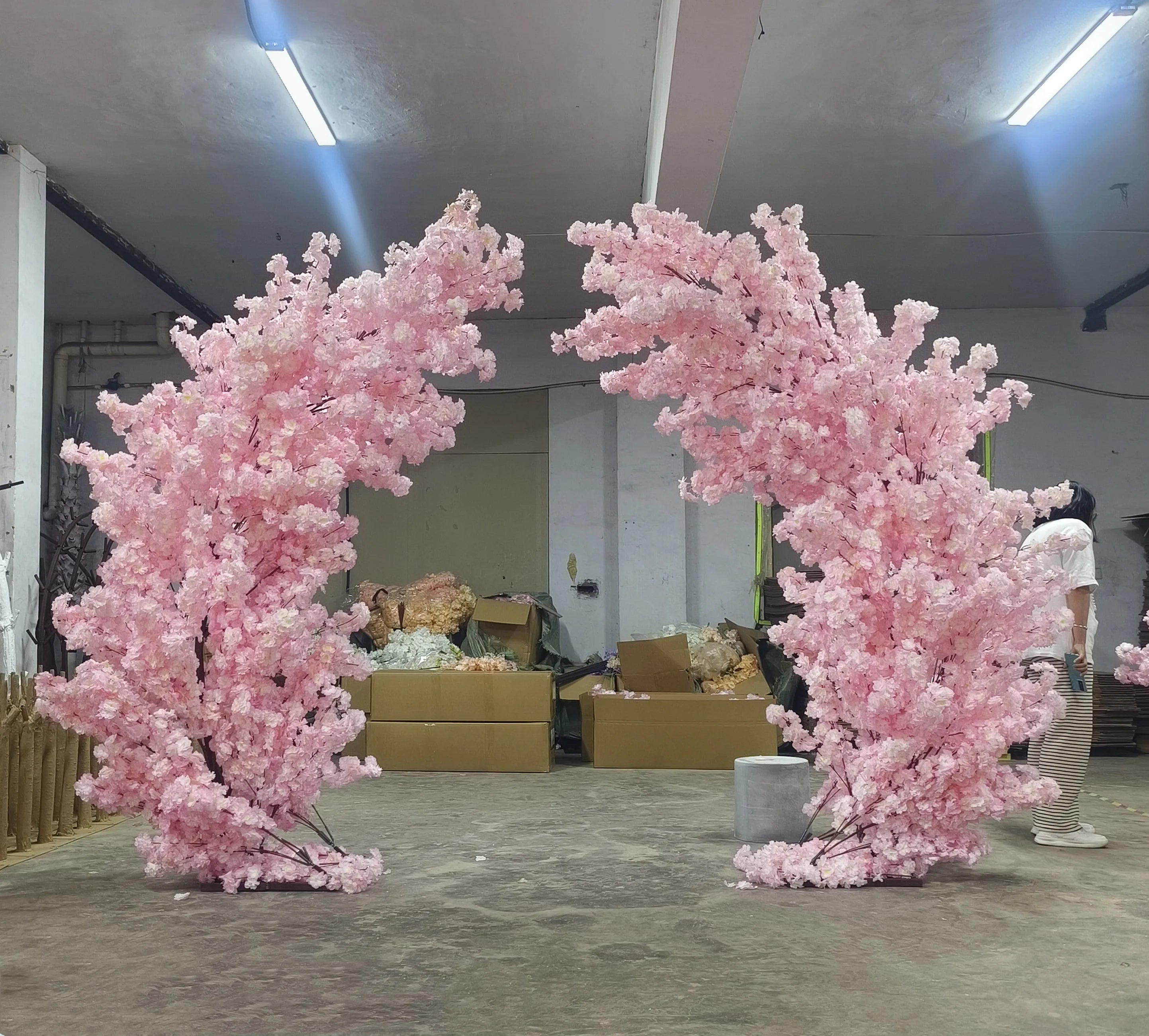 Vv262 Wholesale Wedding Supplies Artificial Flowers Cherry Blossom Tree Light Pink Flower Arch for Wedding Home Hotel Decoration