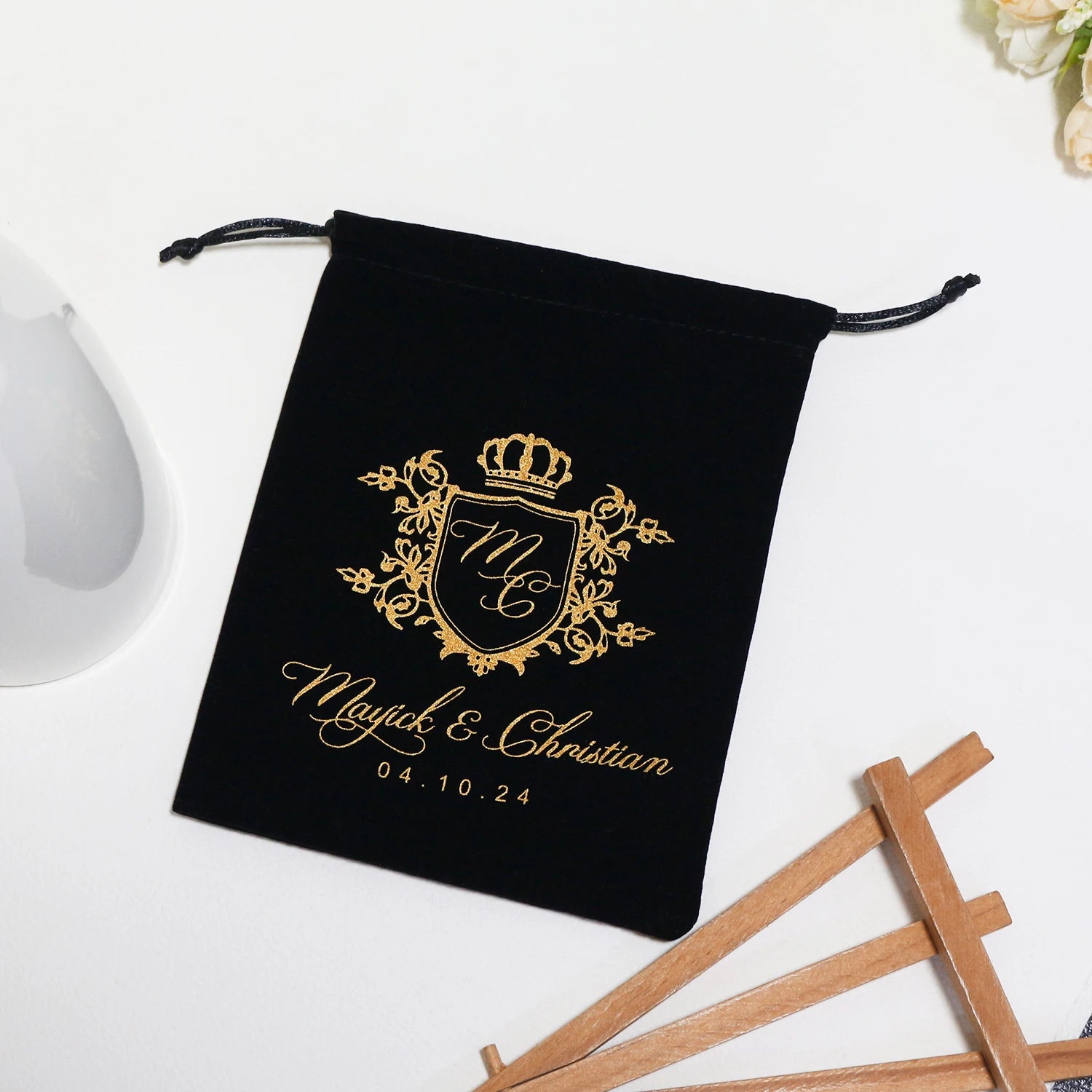The Black Velvet Bag with Custom Gold Foil Logo for Wedding Party Holiday Decorate Gift