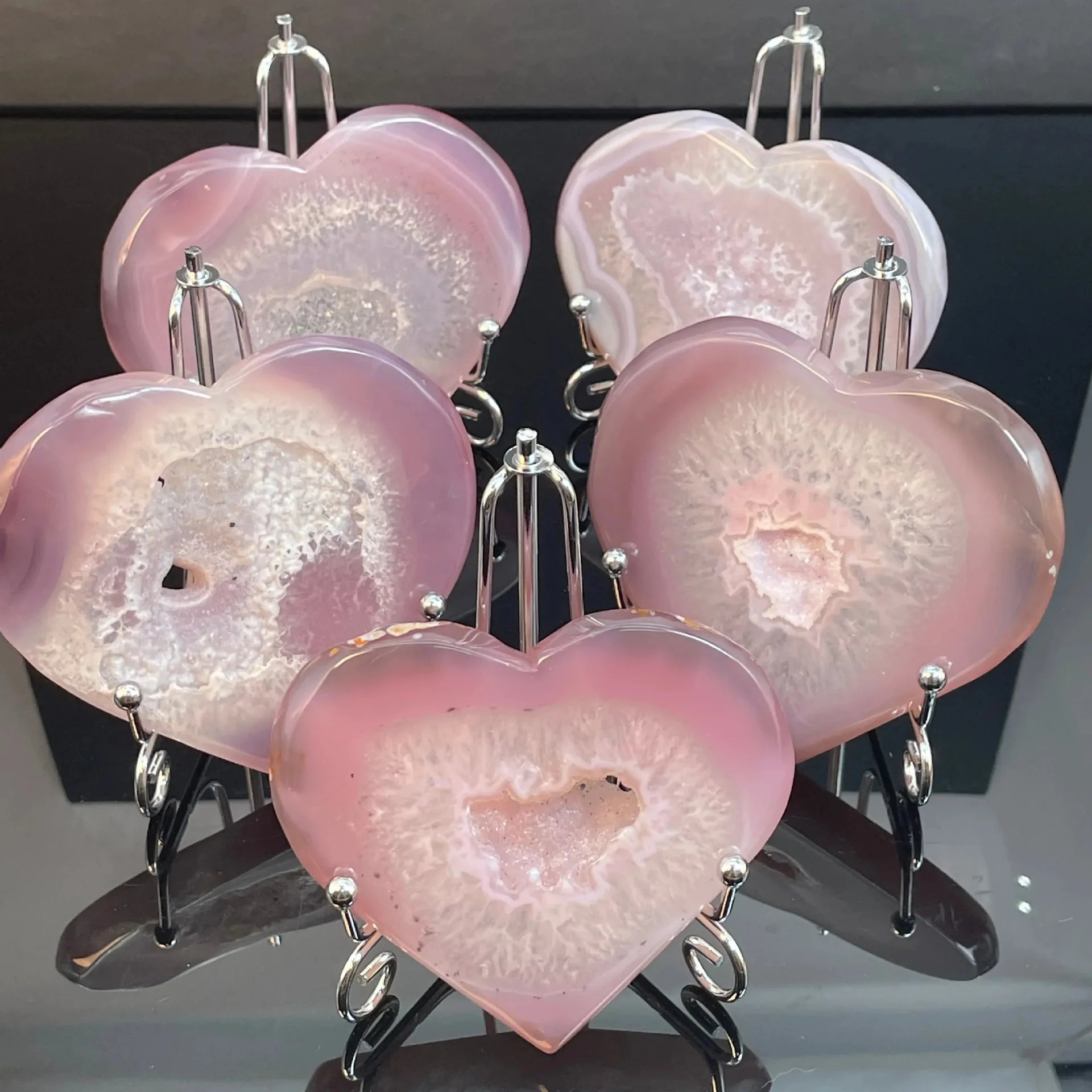 Crystal Spheres Wholesale Natural Crystal Agate Gemstone Polished Amethyst Heart Geode Agate for Valentines Day Gift