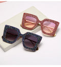 Trendy Rhinestone Square Sunglasses for Women Oversized Crystal Big Frame Ladies Square Party Diamond Eyeglasses Custom Logo