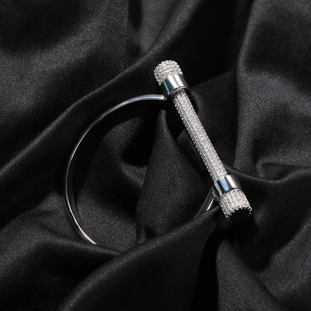 Luxury Iced Out 5A CZ Horseshoe Shaped Bracelets Man's Diamond D Punk Shackle Buckle Bracelet with 18K Gold Plated