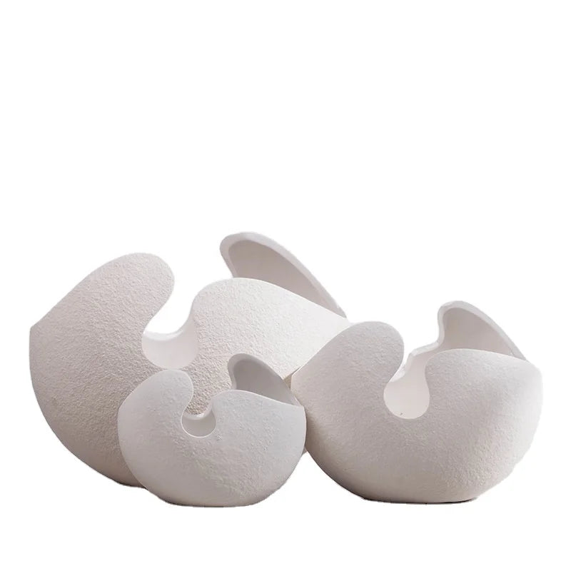 Creative Nordic Modern Luxury White Eggshell Ceramic Vase for Christmas Home Decoration