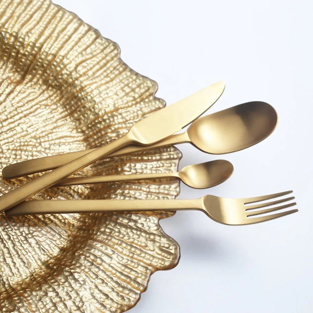 Wholesale 4pcs Retro Restaurant Hotel Stainless Steel Flatware Gold Cutlery Set