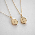 Custom Friendship Initial Letter Necklace 18k Gold Oval Locket Lovers Memorial Necklace Jewelry Gift for Lover