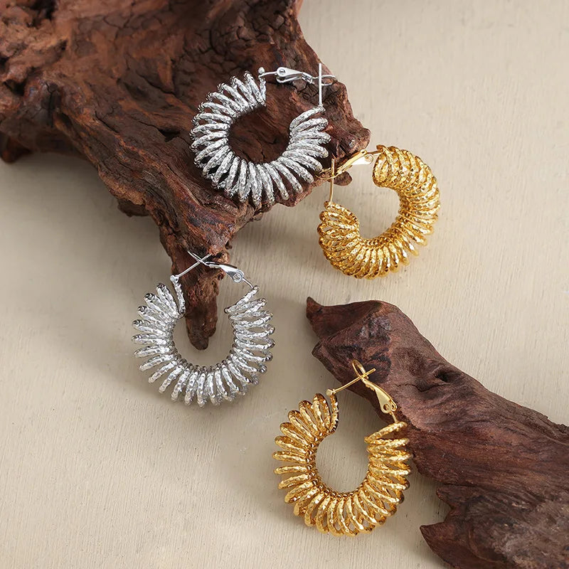 Wholesale New Geometric Stainless Steel Gold Plated Hoop Earrings Trendy Commuter for Women