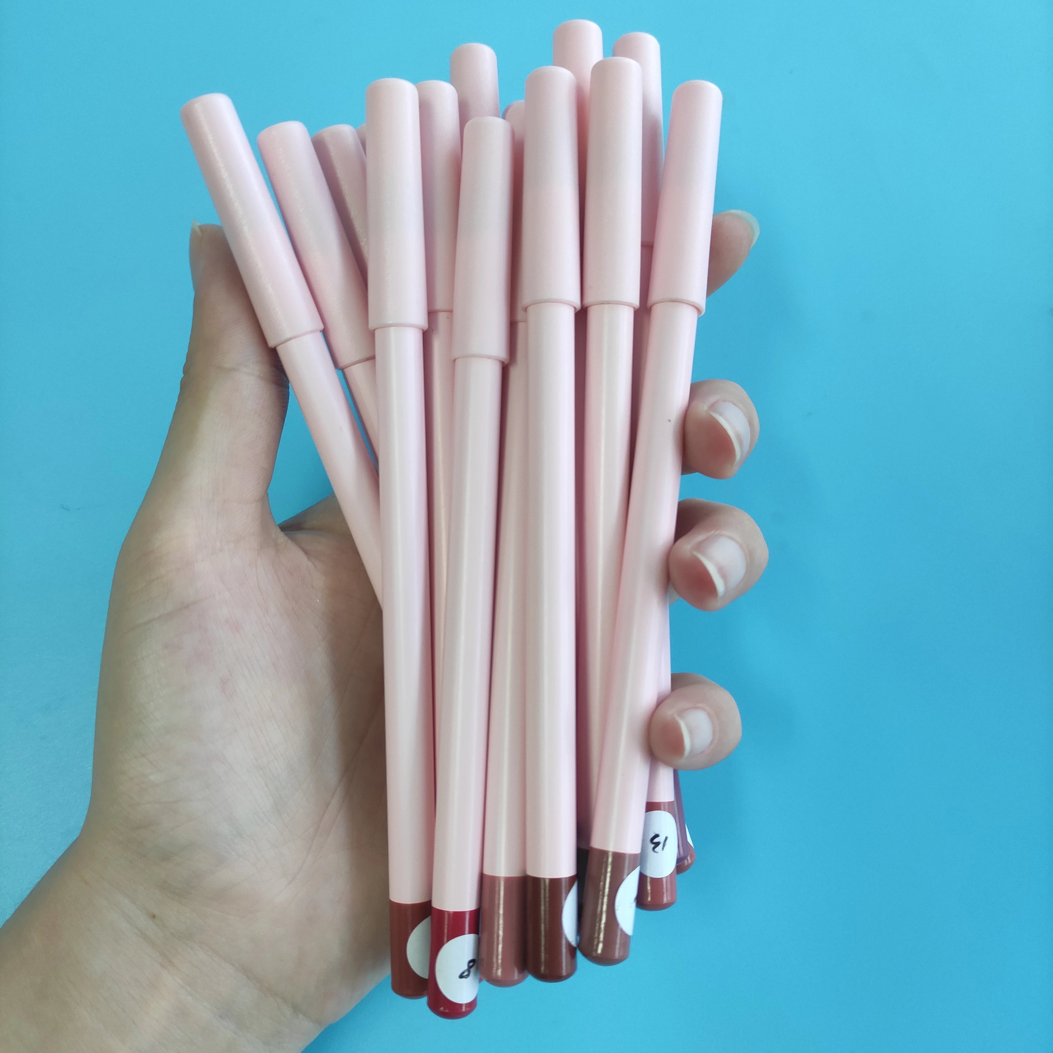 Long-lasting Fashion High Pigment Mild pink Tube 18 Colors Lip Liner Private Label