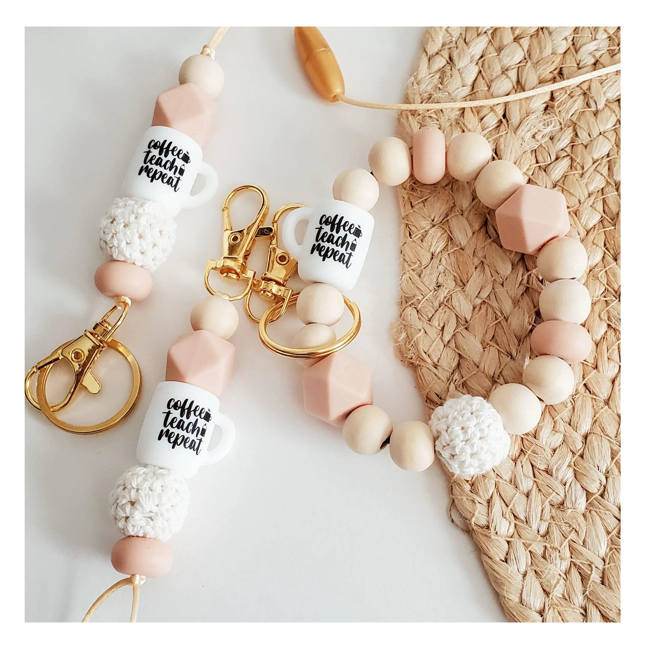 Hot Sale New Design Coffee Cup Crochet Solid Color Silicone Bead Bracelet Teacher Lanyard