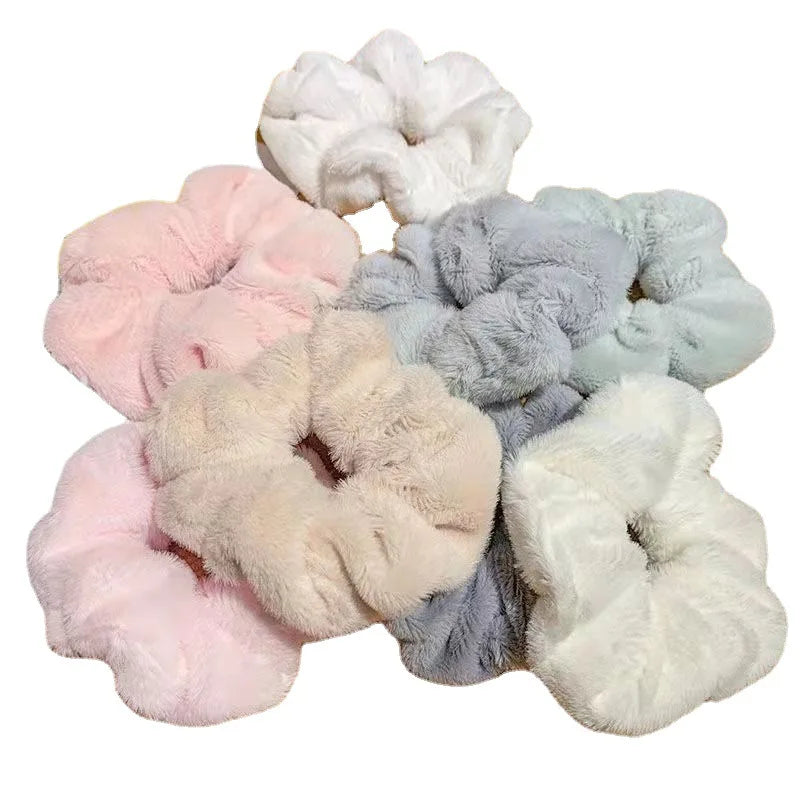 Simple Design Hair Accessories Solid Color Soft Plush Scrunchies Daily Ponytail Hair Tie Wholesale Elastic Hair