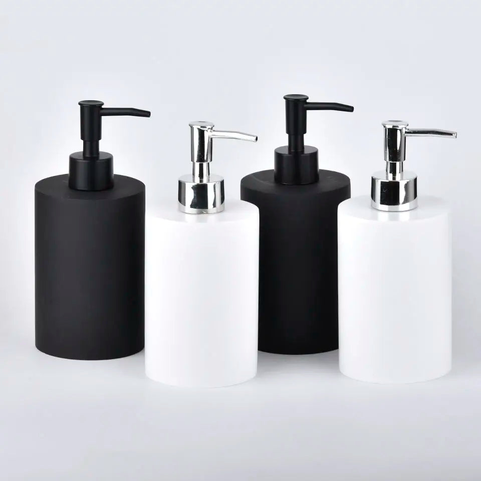 Luxury High Class 300ml Body Lotion Pump PET Plastic Bottle  With Pump Cap Free Sample Cosmetic Shampoo and Lotion Bottle