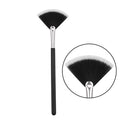 IPRESTA Oem Logo Makeup Brushes Low MOQ Custom Fan Brush for Mask Wood Handle for Concealer Lip Balm Lip Gloss Shaving Brush