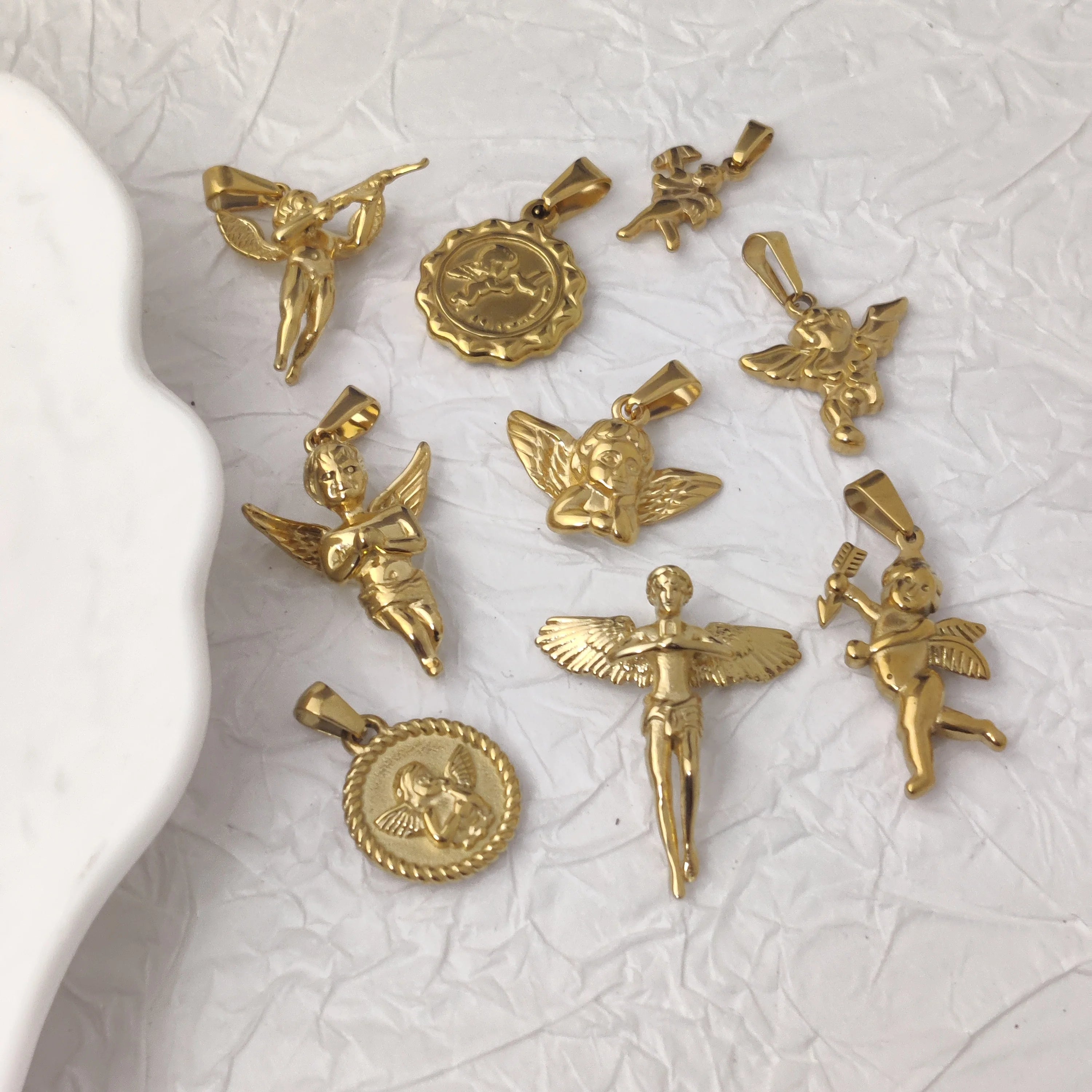 Wholesale Hypoallergenic 18k Gold Plated Custom Jewelry Angle Pendant Stainless Steel Charms for Jewelry Making MSPC003