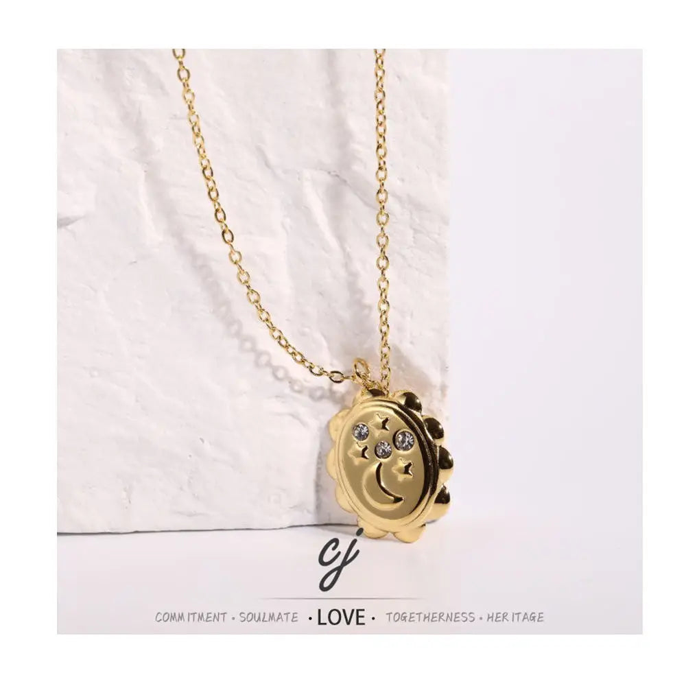 Carline Fine Elegant Fashion Stainless Steel Minimalist Gold Plated Sun Flower Pendant Simple Design Necklace for Women