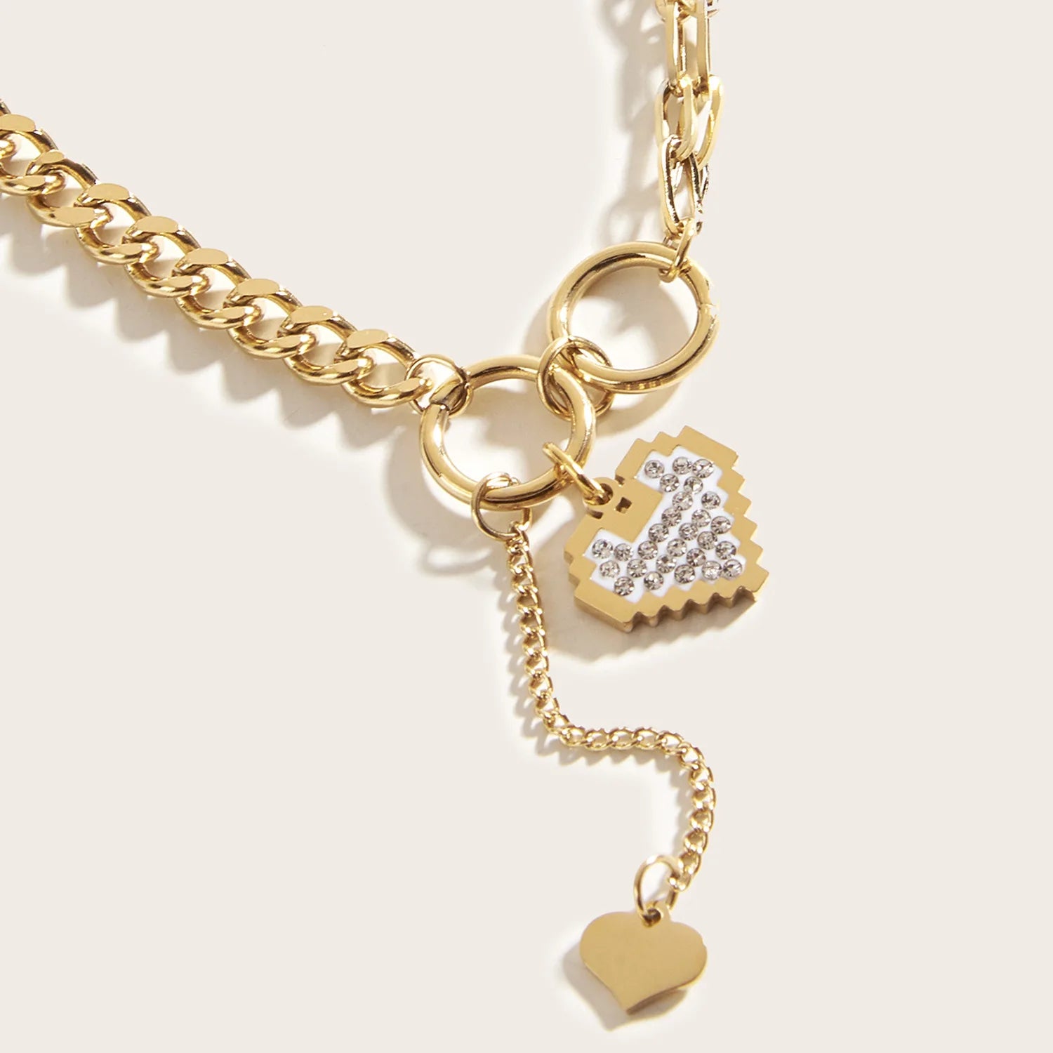 Custom Women's Hand-Made Fashion Accessories Heart Inlaid Diamond Titanium Steel Bracelet Engraved Gold Bangles Main Gold