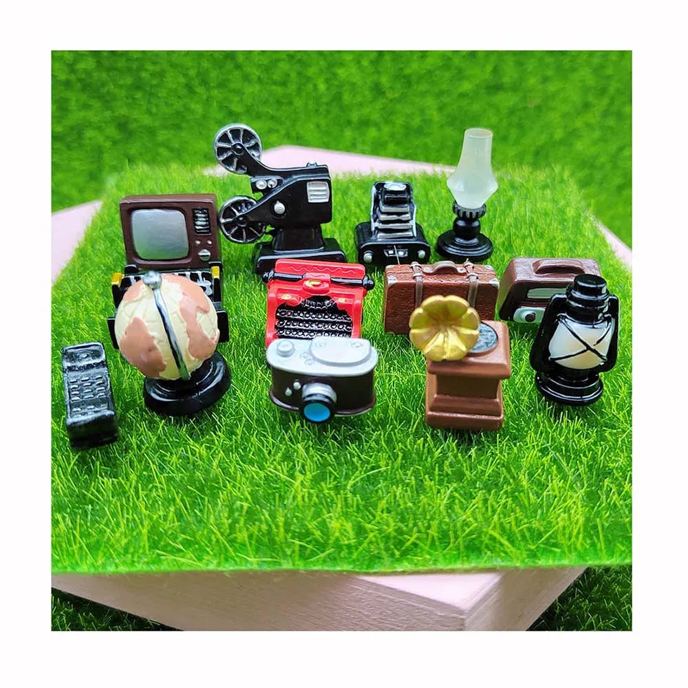 100Pcs Antique Mini Home Appliance Figurines Cute TV Telephone Photo Props Luggage Gramophone Ornament for Kids Toys Supplier