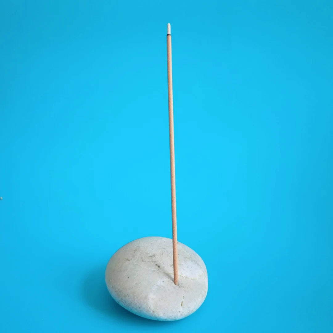 DIY Natural Crystal Pebble Stone Oval Shape Stone Opalite Incense Holder Home Decoration Semi-precious Stone Crafts