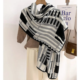 Newest Style Fashion Lady Soft Viscose Printed Shawls Muslim Hijabs 66*178cm Long Checkered Pattern Viscose Scarf Hijab